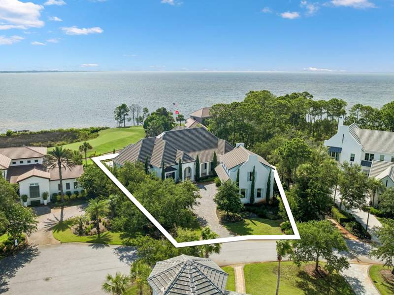 4 bedroom Detached Single Family at 3258 Burnt Pine Cove, Burnt Pine, Miramar Beach — photo 4
