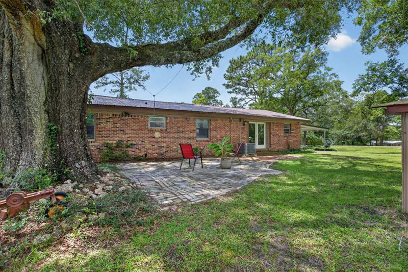 4 bedroom Detached Single Family at 18040 N Us Highway 331, DeFuniak Springs, DeFuniak Springs — photo 5