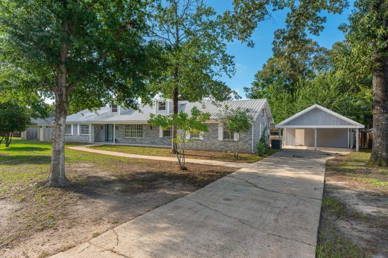 4 bedroom Detached Single Family at 140 Gillis Drive, Adams Powell Subdivision, Crestview — photo 3