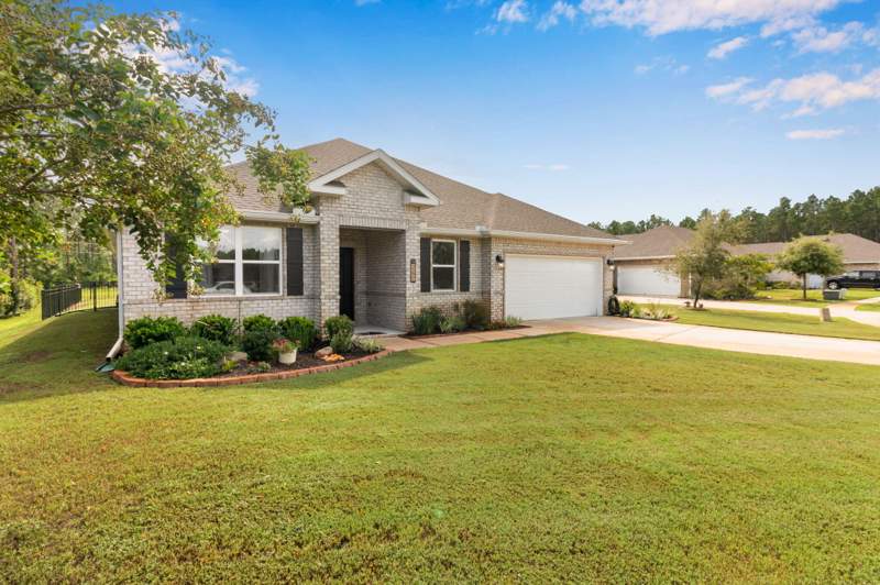5 bedroom Detached Single Family at 247 E Sky Way, Hammock Bay, Freeport — photo 4
