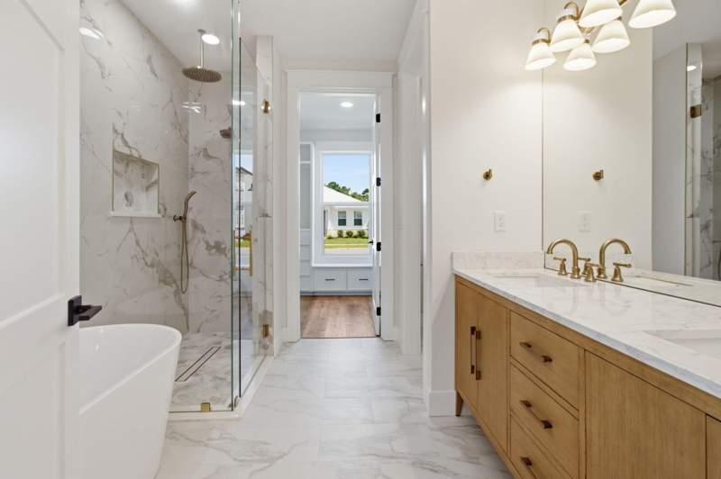 4 bedroom Detached Single Family at 71 Clarke Hill Road, Bear Creek Subdivision Phase III A, Freeport — photo 5