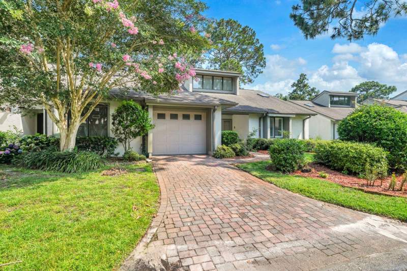 2 bedroom Townhouse at 134 Gleneagles Drive #-134, Gleneagles Green Bluewater Bay, Niceville — photo 2