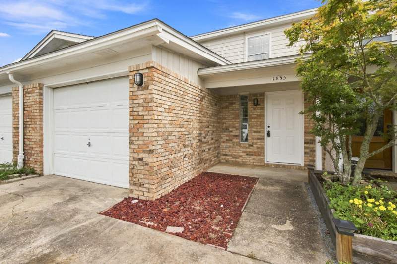 3 bedroom Townhouse at 1855 Whispering Oaks Lane, Forest Oaks Ph 1, Fort Walton Beach — photo 2