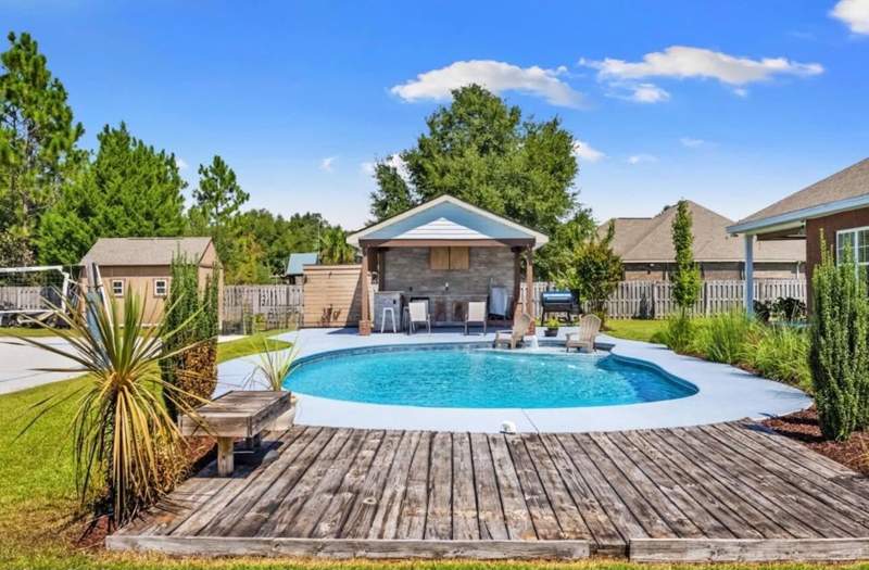 4 bedroom Detached Single Family at 5528 Frontier Drive, Colony Ridge Ph II, Crestview — photo 2