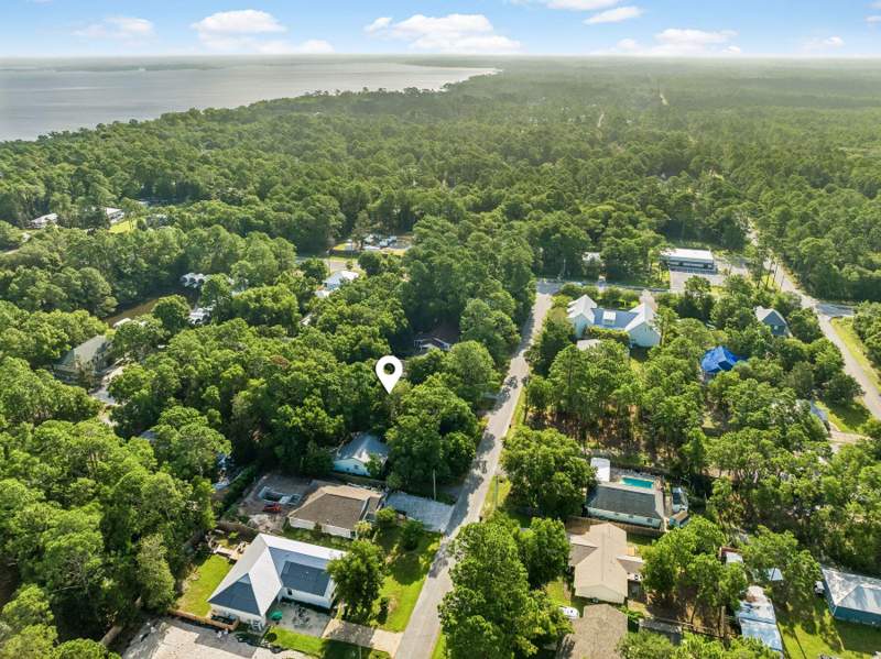3 bedroom Detached Single Family at 70 Little Canal Drive, Daughettes Amended, Santa Rosa Beach — photo 3