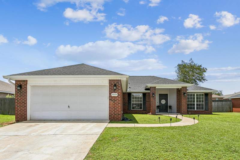4 bedroom Detached Single Family at 3085 Border Creek Drive, Brooke Estates, Crestview — photo 2