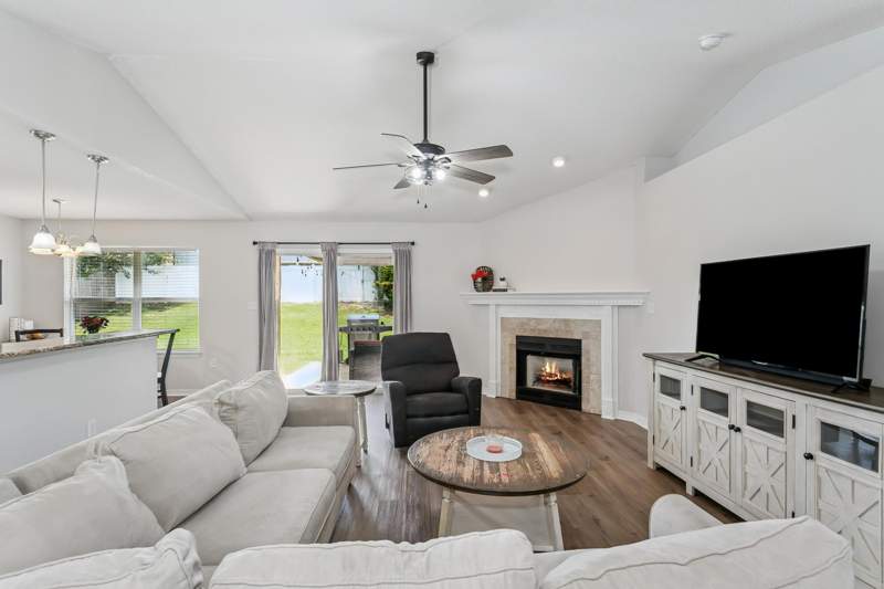 4 bedroom Detached Single Family at 3085 Border Creek Drive, Brooke Estates, Crestview — photo 4
