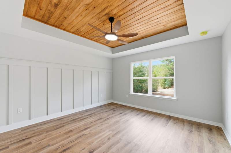 4 bedroom Detached Single Family at 3401 Noelle Court, Crestview, Crestview — photo 3