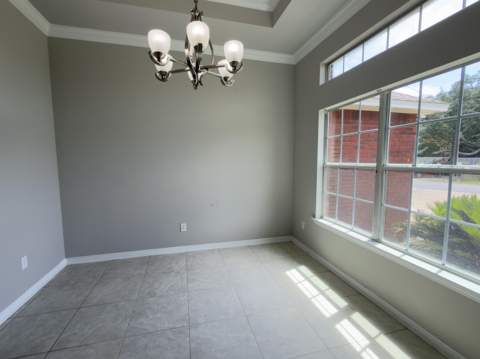 314 Friar Tuck Road, Mary Esther FL - photo 10 of 28