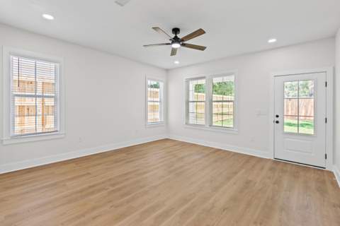 308 A Okaloosa Avenue, Valparaiso FL - photo 15 of 47