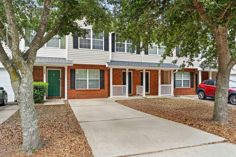 3 bedroom Townhouse at 178 Swaying Pine Court, Rolling Pines, Crestview — photo 5