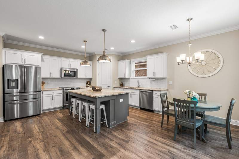 4 bedroom Detached Single Family at 89 Laurel Oaks Drive, Laurel Oaks S/D, Freeport — photo 4
