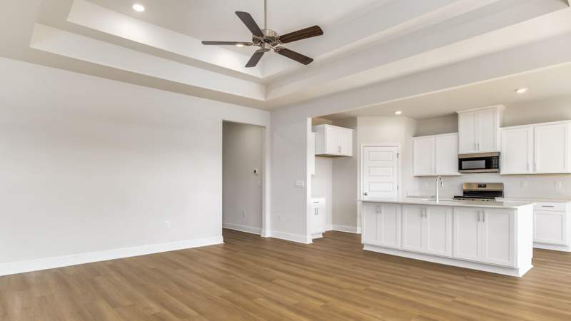 4 bedroom Detached Single Family at 5735 Dearing Street, Oxford Place Ph 1, Crestview — photo 3