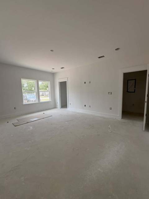 290 E Picasso Circle, DeFuniak Springs FL - photo 9 of 17