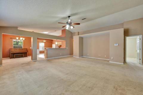 272 Limestone Circle, Crestview FL - photo 13 of 33