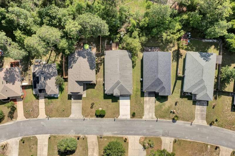 3 bedroom Detached Single Family at 272 Limestone Circle, Redstone Estates, Crestview — photo 3