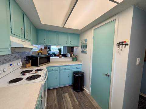 909 Santa Rosa Boulevard #Unit 548, Fort Walton Beach FL - photo 6 of 30