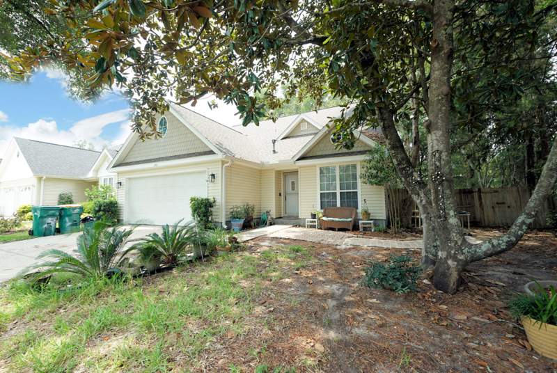 3 bedroom Detached Single Family at 1700 Glenwood Court, Glenwood Crt, Niceville — photo 2