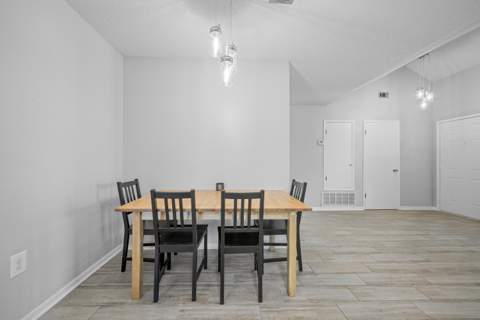 2200 Nancys Path, Fort Walton Beach FL - photo 9 of 33