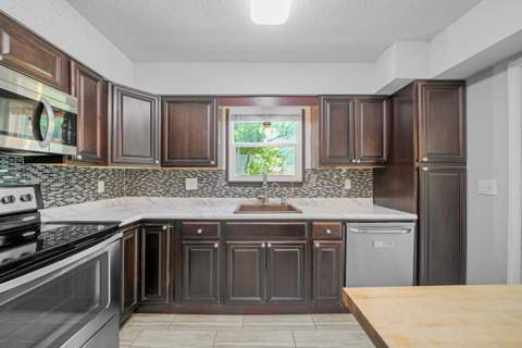 2200 Nancys Path, Fort Walton Beach FL - photo 10 of 33