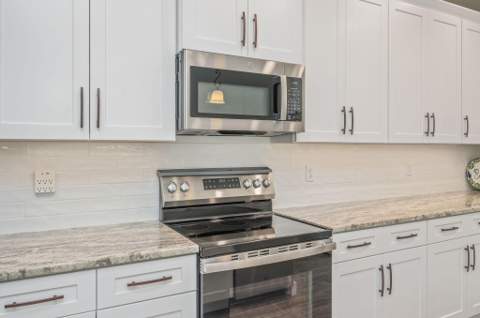 936 Harrelson Drive, Fort Walton Beach FL - photo 11 of 49