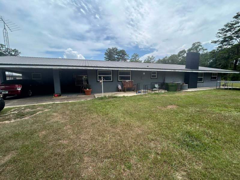 4 bedroom Detached Single Family at 245 S Tram Road, Ponce De Leon, Ponce De Leon — photo 2
