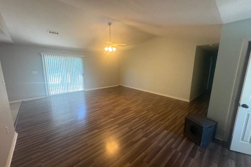 3 bedroom Detached Single Family at 3148 Skyhawk Drive, Fairchild Estates, Crestview — photo 5