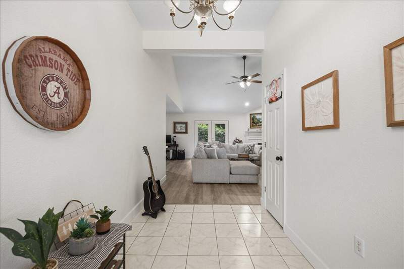 3 bedroom Detached Single Family at 2199 Opal Court, Whitrock Village S/D, Fort Walton Beach — photo 4