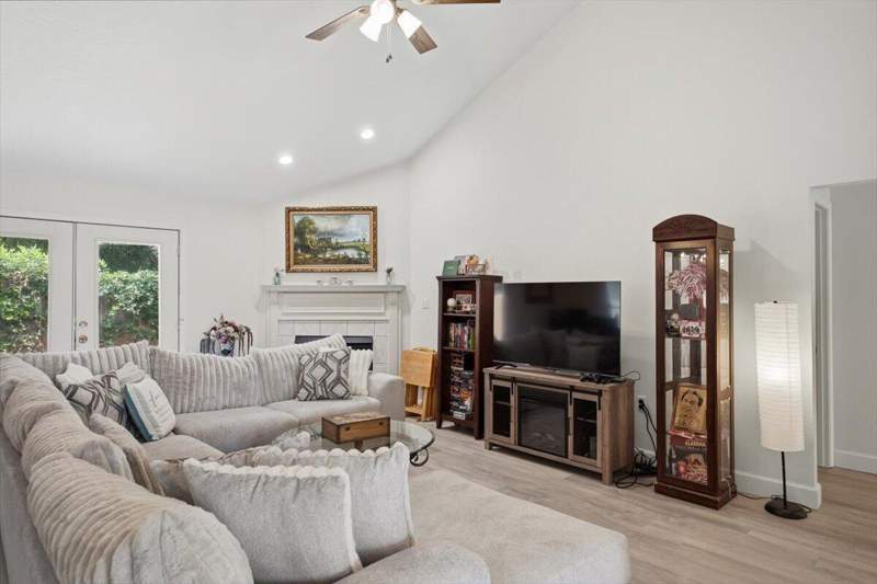 3 bedroom Detached Single Family at 2199 Opal Court, Whitrock Village S/D, Fort Walton Beach — photo 5