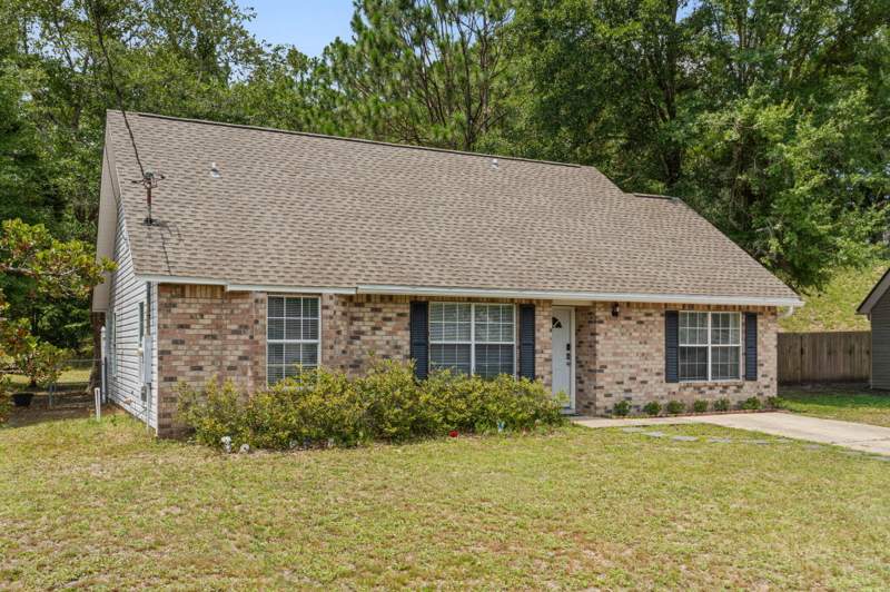 4 bedroom Detached Single Family at 127 Oak Terrace Drive, Shoal Terrace Estates, Crestview — photo 4