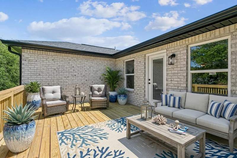 4 bedroom Detached Single Family at 249 Paradise Palm Circle, Liberty Oaks S/D, Crestview — photo 4