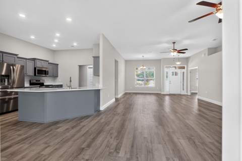5823 Crestlake Drive, Crestview FL - photo 7 of 37