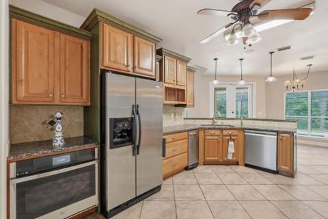 455 Lakeside Drive, DeFuniak Springs FL - photo 20 of 49