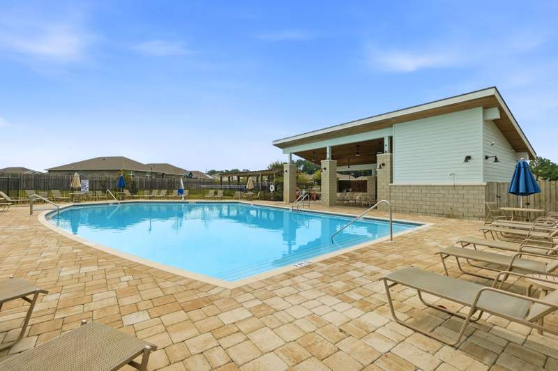 4 bedroom Detached Single Family at 4742 Airmen Drive, Patriot Ridge, Crestview — photo 3