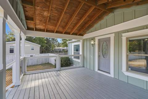 140 Palmetto Avenue, Freeport FL - photo 6 of 37