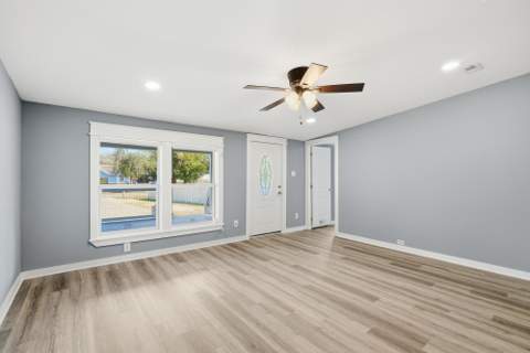 140 Palmetto Avenue, Freeport FL - photo 9 of 37
