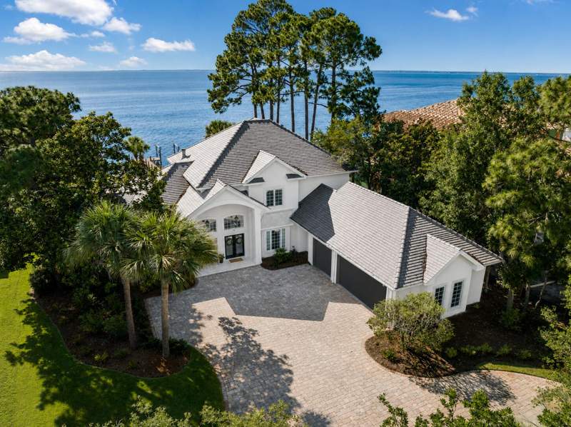 4 bedroom Detached Single Family at 3217 Bay Estates Circle, Burnt Pine Circle, Miramar Beach — photo 2