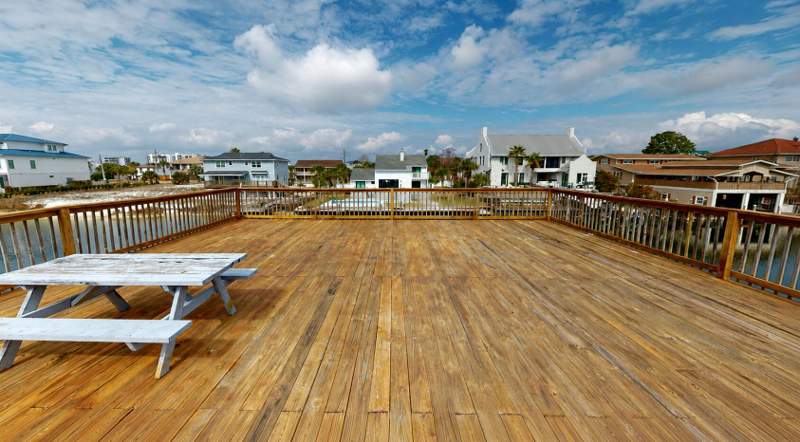 5 bedroom Detached Single Family at 521 Gulf Shore Drive, Holiday Isle, Destin — photo 2
