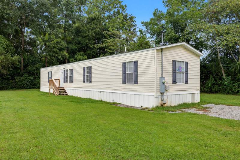3 bedroom Mobile Home at 1299 Roosevelt Street, Baker Land Co Addn To Baker, Baker — photo 2