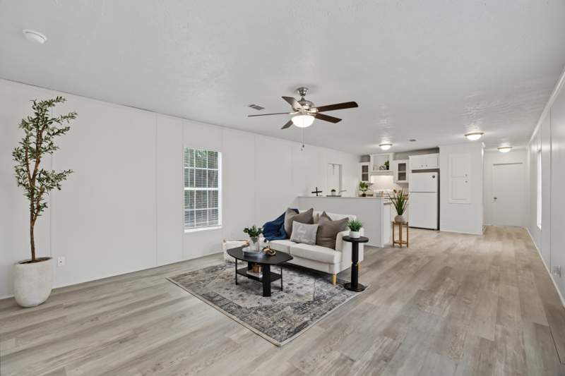 3 bedroom Mobile Home at 1299 Roosevelt Street, Baker Land Co Addn To Baker, Baker — photo 4