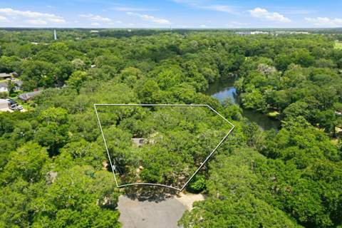 20 NW Sherwood Road, Fort Walton Beach FL - photo 8 of 55