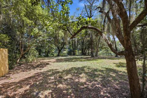 20 NW Sherwood Road, Fort Walton Beach FL - photo 15 of 55