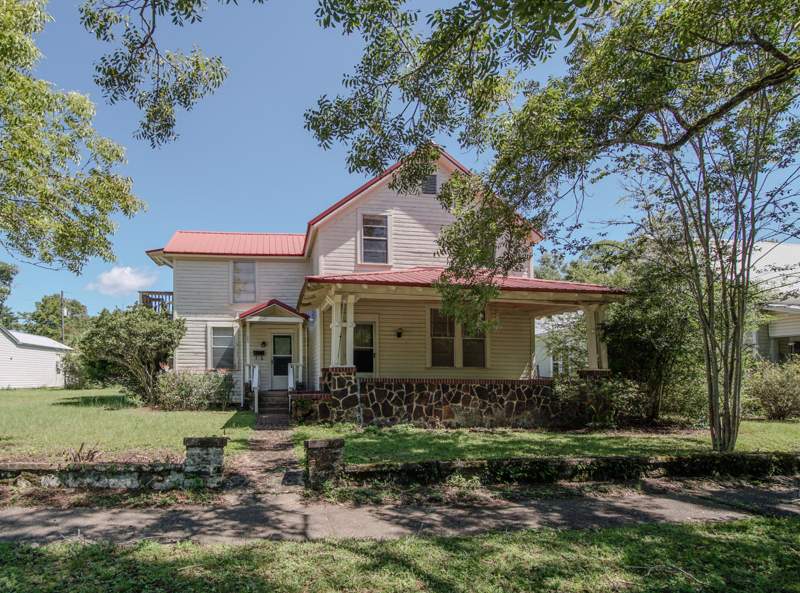 4 bedroom Detached Single Family at 361 Park Avenue, Town Of Defuniak Springs, DeFuniak Springs — photo 4