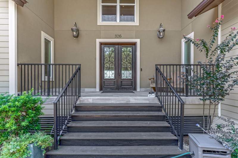 5 bedroom Detached Single Family at 326 SE Brooks Street, Soundside S/D, Fort Walton Beach — photo 4