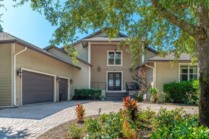 5 bedroom Detached Single Family at 326 SE Brooks Street, Soundside S/D, Fort Walton Beach — photo 3