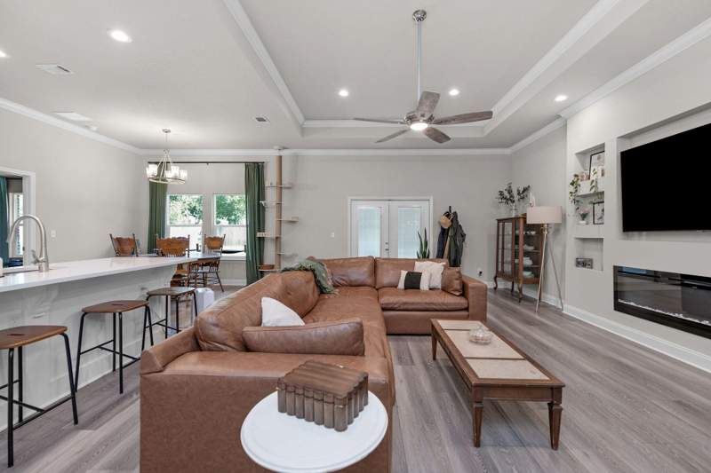 4 bedroom Detached Single Family at 606 Cypress Street, Wynnehaven Beach Estates, Mary Esther — photo 3