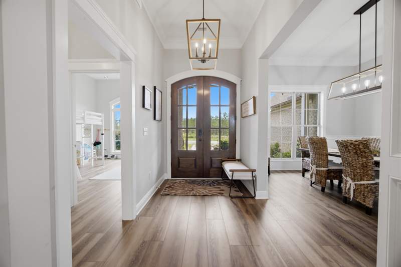 5 bedroom Detached Single Family at 307 Coastal Breeze Drive, Windswept Estates, Freeport — photo 5
