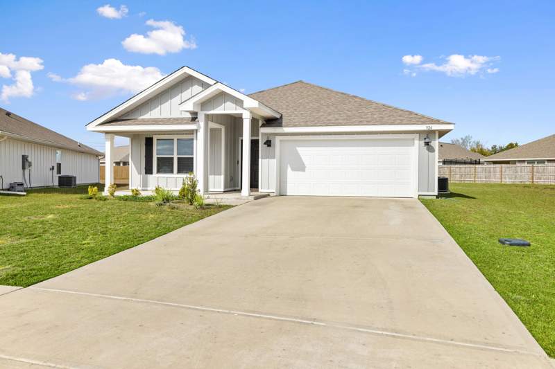 4 bedroom Detached Single Family at 924 Sandbar Loop, Shoal River Landing, Crestview — photo 4