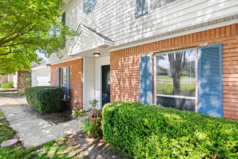 3 bedroom Detached Single Family at 820 Sparkleberry Cove, College Oaks, Niceville — photo 2