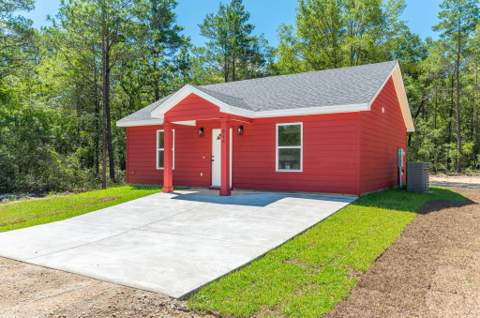 916 E Dogwood Avenue, DeFuniak Springs FL - photo 7 of 31